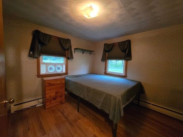 27 Feeding Hills Rd, Southwick, MA 01077