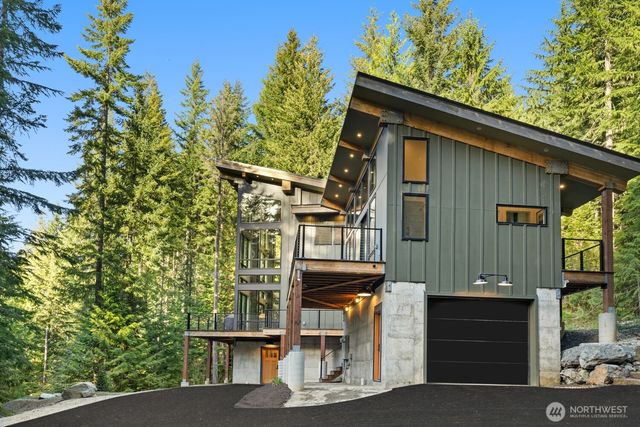 2982 Kachess Lake Road, Easton, WA 98925