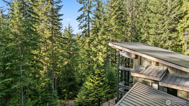 2982 Kachess Lake Road, Easton, WA 98925