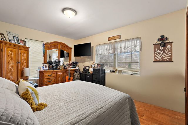 706 N Colfax Street, Griffith, IN 46319