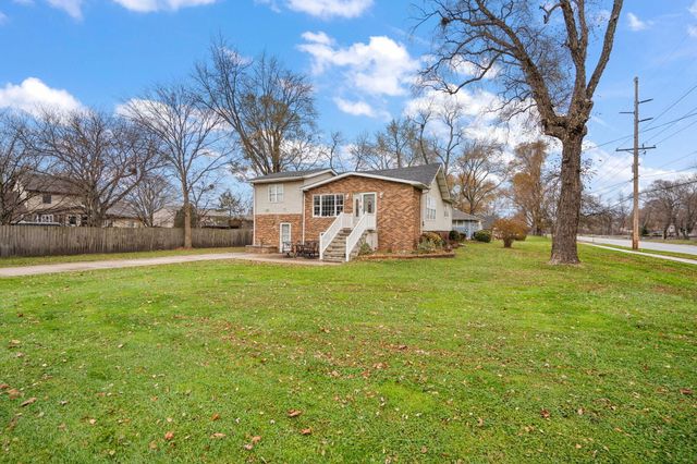 706 N Colfax Street, Griffith, IN 46319