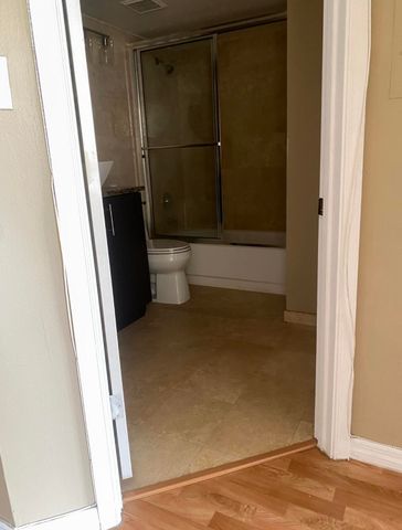 21103 Glenmoor Drive, West Palm Beach, FL 33409