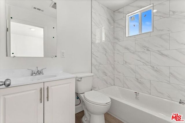 707 W 80th Street, Los Angeles, CA 90044