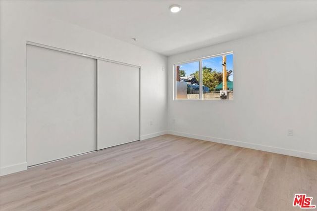 707 W 80th Street, Los Angeles, CA 90044