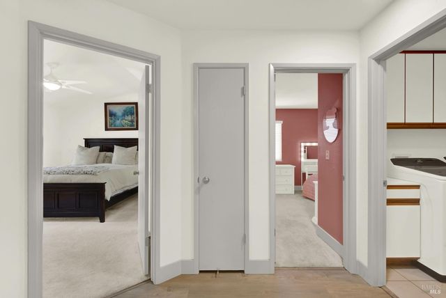 699 Shannon Dr, Vacaville, CA 95688