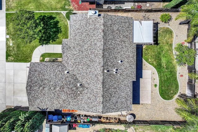 699 Shannon Dr, Vacaville, CA 95688