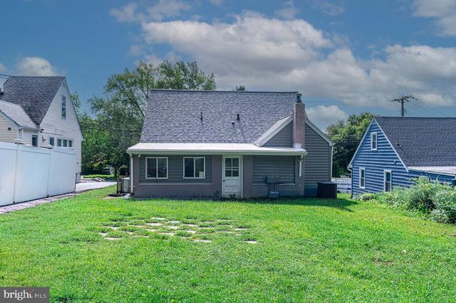 8722 OLD HARFORD RD, Parkville, MD 21234