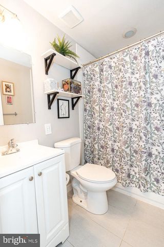 8722 OLD HARFORD RD, Parkville, MD 21234