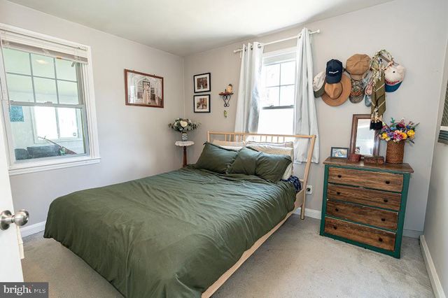 8722 OLD HARFORD RD, Parkville, MD 21234