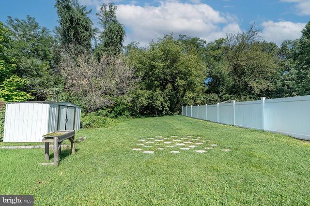 8722 OLD HARFORD RD, Parkville, MD 21234