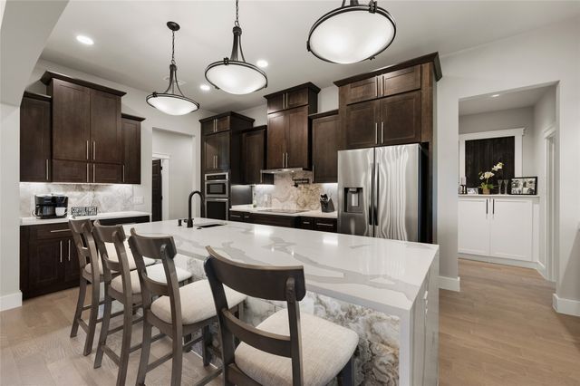 160 Bent Oak Drive, Pottsboro, TX 75076