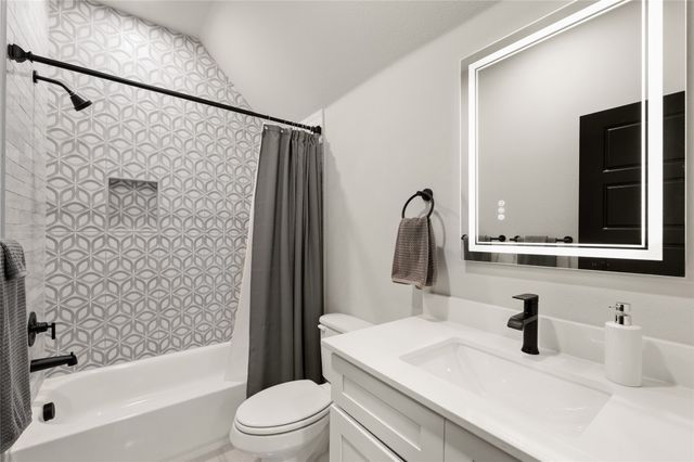 160 Bent Oak Drive, Pottsboro, TX 75076