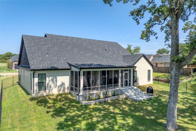 160 Bent Oak Drive, Pottsboro, TX 75076