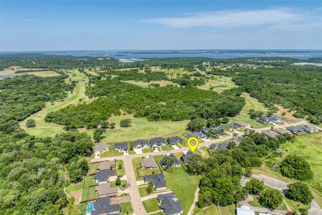 160 Bent Oak Drive, Pottsboro, TX 75076