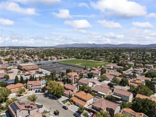 2814 Caruso, Lancaster, CA 93536