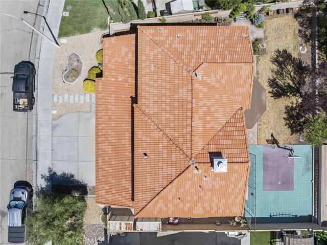 2814 Caruso, Lancaster, CA 93536