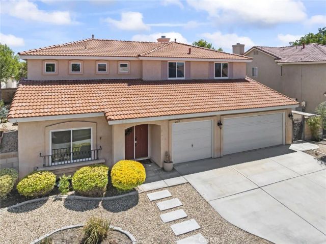 2814 Caruso, Lancaster, CA 93536