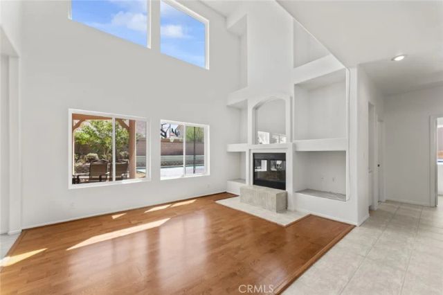 2814 Caruso, Lancaster, CA 93536