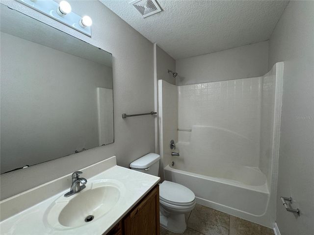 357 SQUIRES GROVE DRIVE, Winter Haven, FL 33880