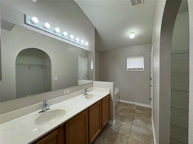 357 SQUIRES GROVE DRIVE, Winter Haven, FL 33880