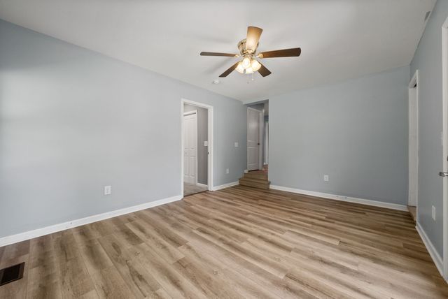 1561 Woodlawn Rd, Clarksville, TN 37042