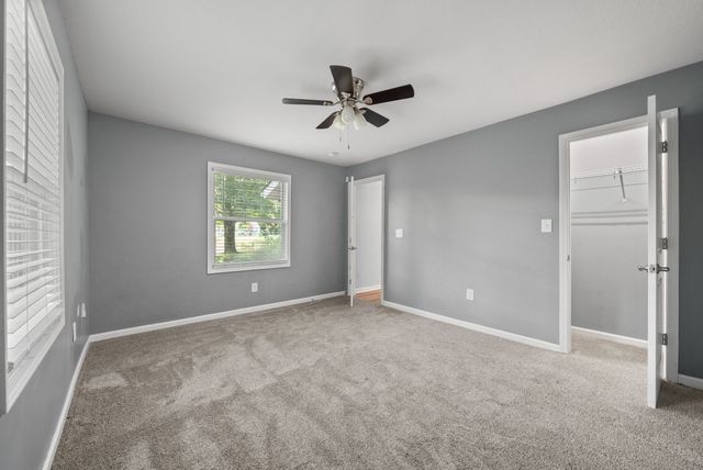 1561 Woodlawn Rd, Clarksville, TN 37042