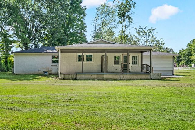 1561 Woodlawn Rd, Clarksville, TN 37042