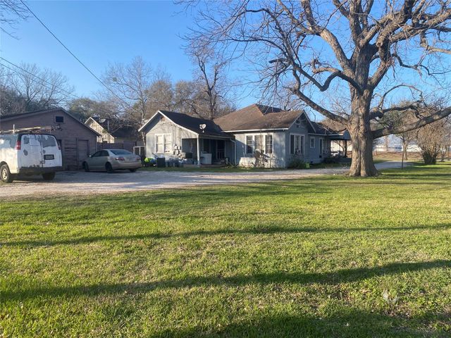 3015 N Main Street, Stafford, TX 77477