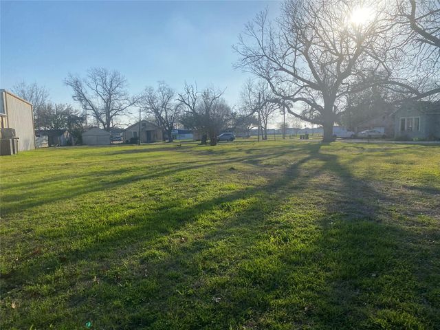 3015 N Main Street, Stafford, TX 77477