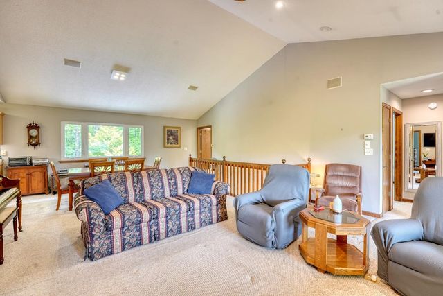 352 South Meadows Drive, Hiawassee, GA 30546