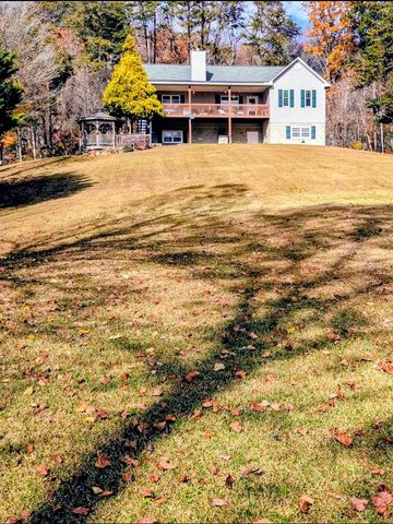 352 South Meadows Drive, Hiawassee, GA 30546