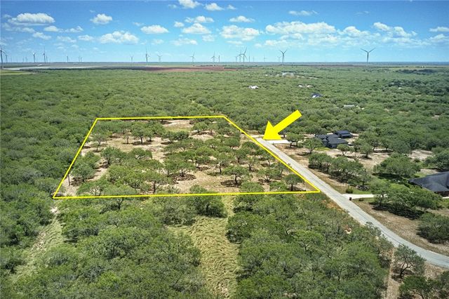 53 Sunny Vale, Mathis, TX 78368