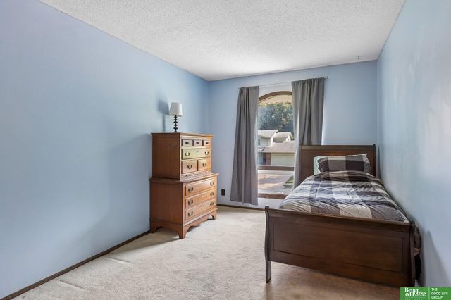 13778 Pierce Street, Omaha, NE 68144