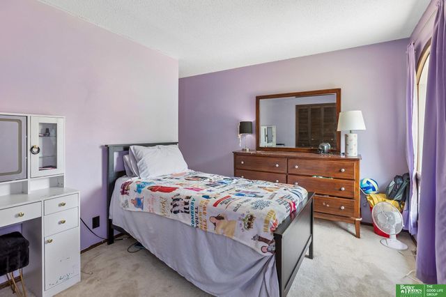 13778 Pierce Street, Omaha, NE 68144
