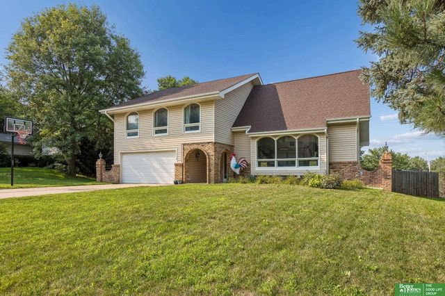 13778 Pierce Street, Omaha, NE 68144