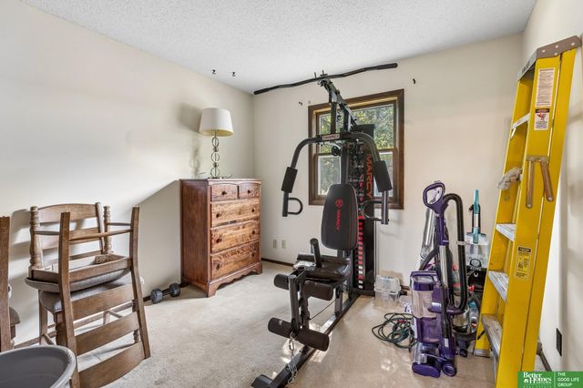 13778 Pierce Street, Omaha, NE 68144