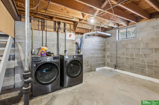 13778 Pierce Street, Omaha, NE 68144