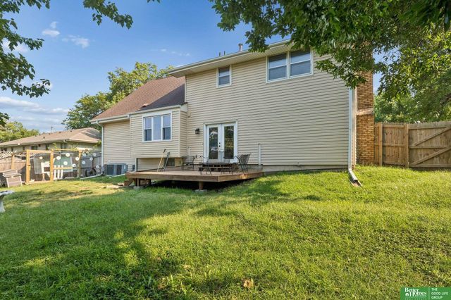 13778 Pierce Street, Omaha, NE 68144