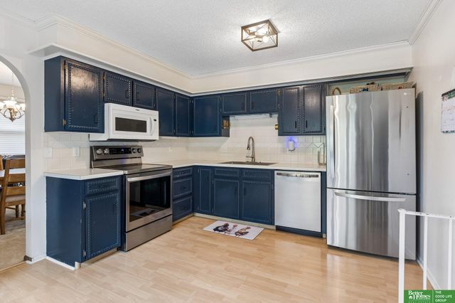 13778 Pierce Street, Omaha, NE 68144