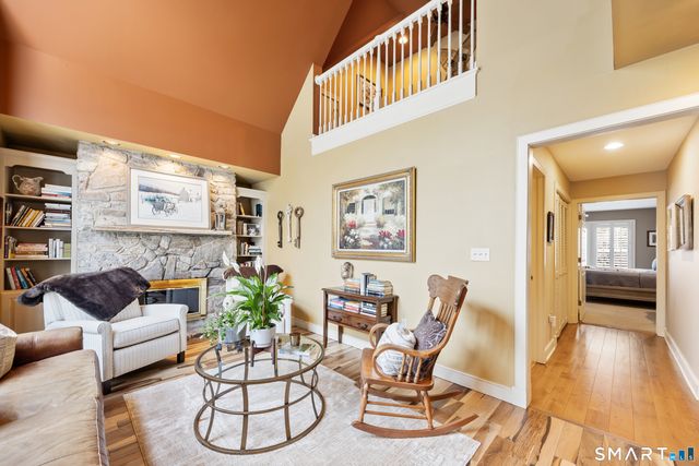 456 Castle Glenn, Cheshire, CT 06410