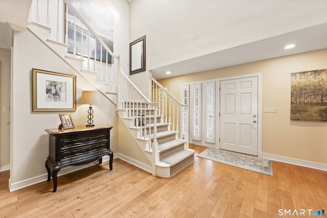 456 Castle Glenn, Cheshire, CT 06410