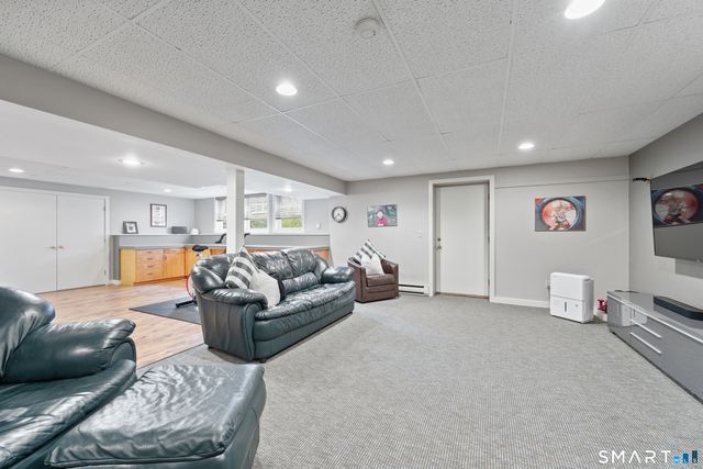 456 Castle Glenn, Cheshire, CT 06410