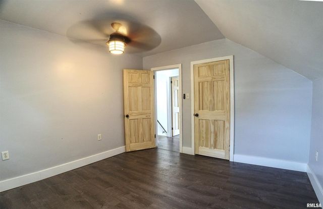 828 10TH Avenue, Fulton, IL 61252