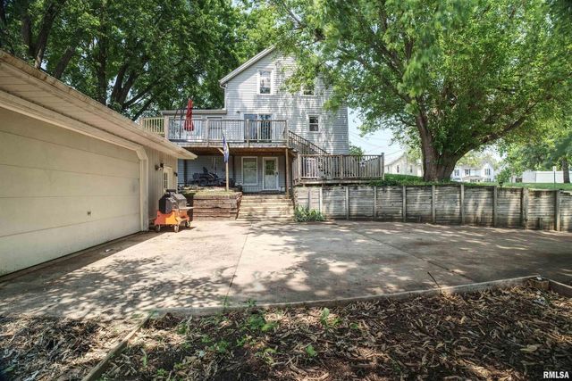 828 10TH Avenue, Fulton, IL 61252