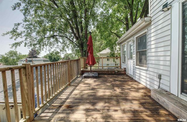 828 10TH Avenue, Fulton, IL 61252