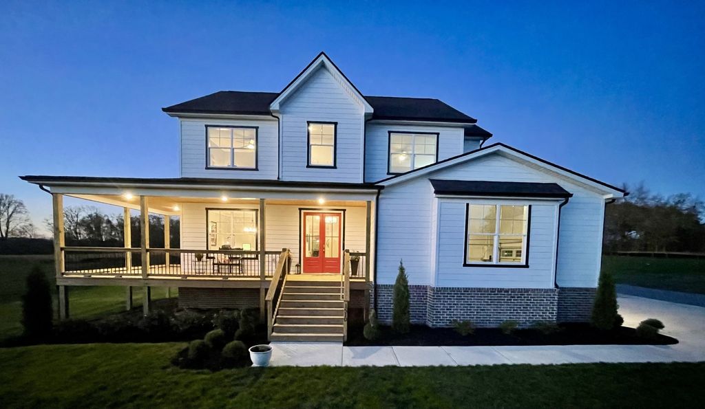 1510 Frye Rd, Columbia, TN 38401