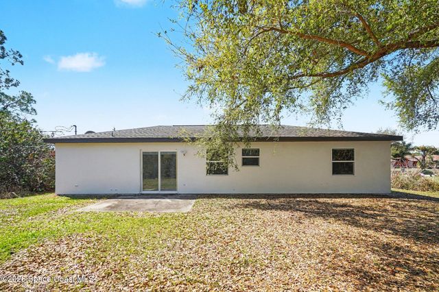 325 San Filippo Drive SE, Palm Bay, FL 32909