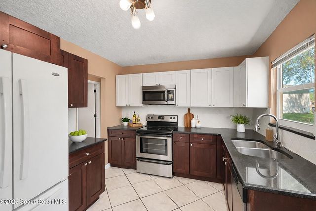 325 San Filippo Drive SE, Palm Bay, FL 32909