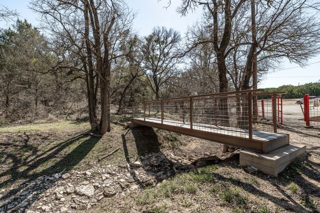3408 N US Highway 281, Hamilton, TX 76531