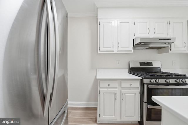 29 N BEDFORD ST, Arlington, VA 22201